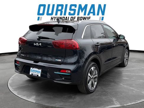 Used 2022 Kia Niro EX Premium image 6
