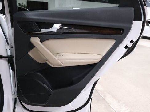 Used 2020 Audi Q5 2.0T Premium Plus w/ Premium Plus Package image 26