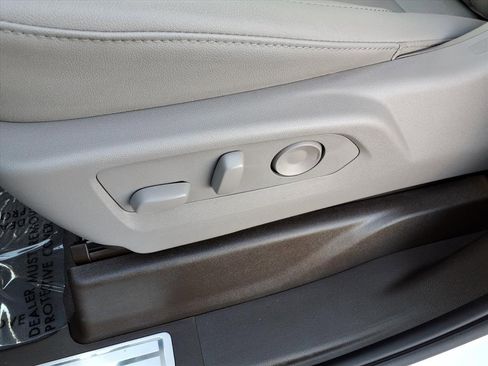 New 2026 Chevrolet Silverado 1500 LTZ w/ Z71 Off-Road Package image 13