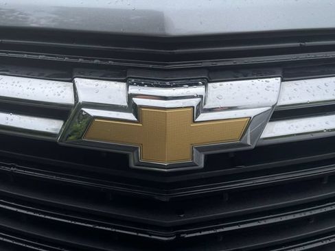 Used 2024 Chevrolet Equinox LT FWD image 30