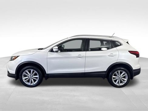 Used 2018 Nissan Rogue Sport SV AWD/4WD image 6