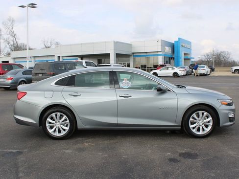 Used 2024 Chevrolet Malibu LT FWD image 11