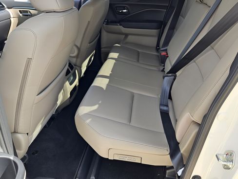 Used 2023 Honda Ridgeline RTL image 8