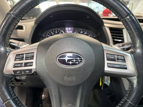 Used 2012 Subaru Outback 3.6R Limited w/ Moonroof Pkg AWD/4WD image 19