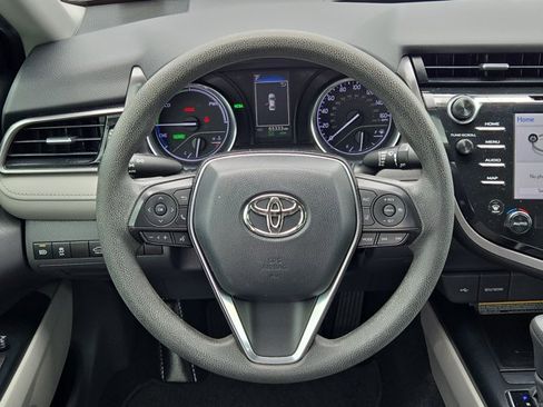 Used 2020 Toyota Camry LE w/ Sunroof Package FWD image 33