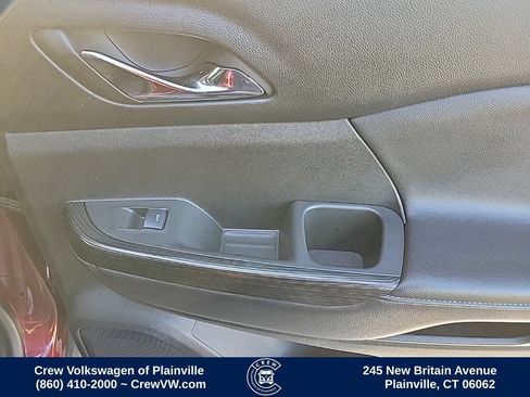 Used 2017 GMC Acadia SLT AWD/4WD image 46