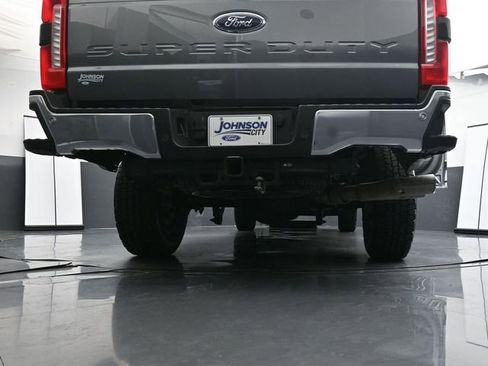 Used 2024 Ford F250 Lariat AWD/4WD image 36
