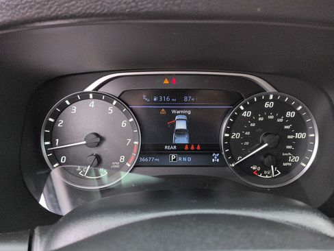 Used 2024 Nissan Frontier SV w/ Technology Package AWD/4WD image 19