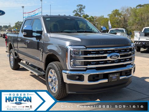 New 2026 Ford F250 Lariat w/ Chrome Package image 4