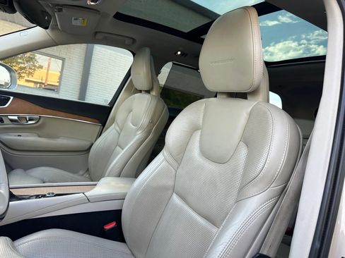 Used 2017 Volvo XC90 T6 Inscription w/ Vision Package image 14