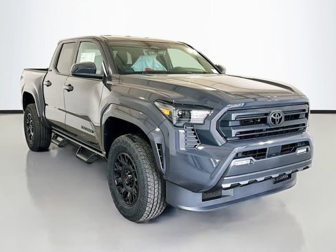 New 2026 Toyota Tacoma SR5 RWD image 3