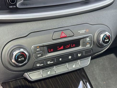 Used 2020 Kia Sorento EX AWD/4WD image 22