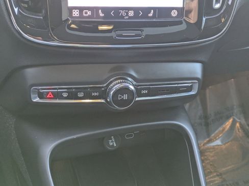 Certified 2023 Volvo C40 P8 Recharge Plus image 22