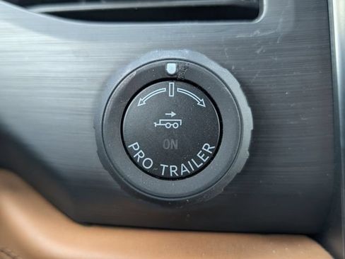 Used 2023 Ford Expedition Max Platinum AWD/4WD image 23