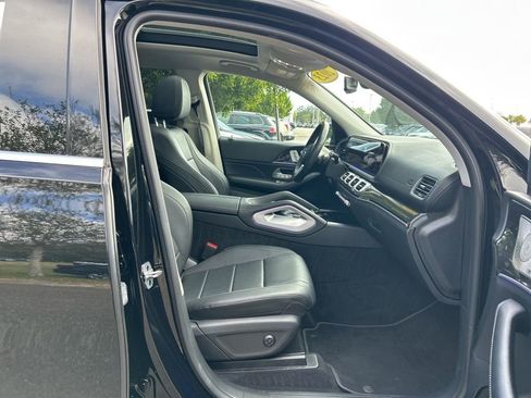 Used 2023 Mercedes-Benz GLS 450 4MATIC image 40