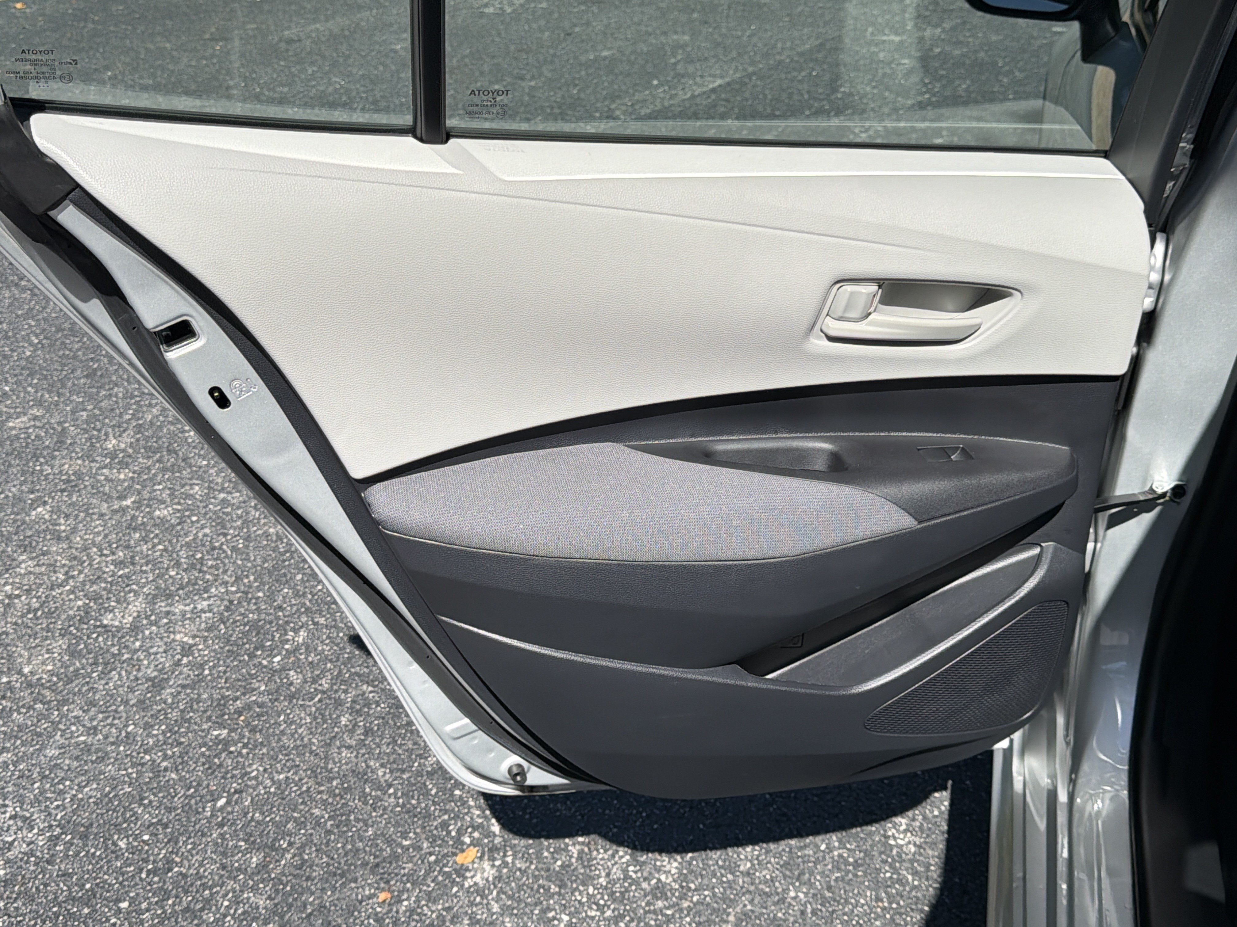 Used 2024 Toyota Corolla LE FWD image 26