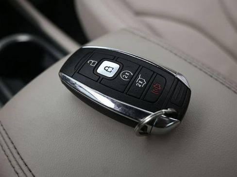 Used 2019 Lincoln MKC Reserve AWD/4WD image 27