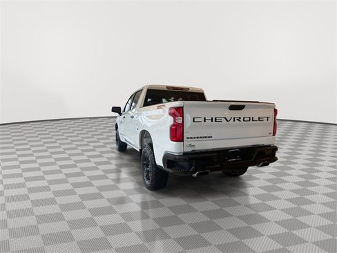 Used 2020 Chevrolet Silverado 1500 LT Trail Boss w/ Convenience Package image 8