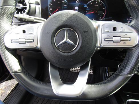 Used 2020 Mercedes-Benz CLA 250 4MATIC image 14
