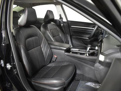 Certified 2024 Nissan Altima 2.5 SR w/ SR Premium Package image 35