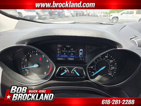 Used 2019 Ford Escape Titanium FWD image 23