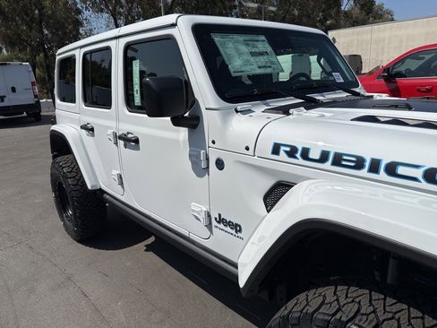 New 2025 Jeep Wrangler Unlimited Rubicon 4xe image 8