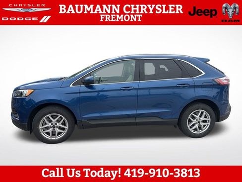 Used 2023 Ford Edge SEL w/ Convenience Package AWD/4WD image 3