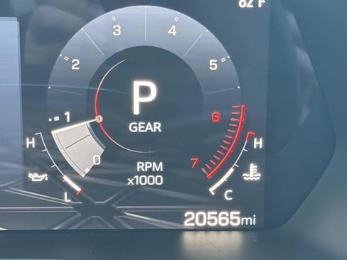 Used 2024 GMC Canyon AT4X AWD/4WD image 28