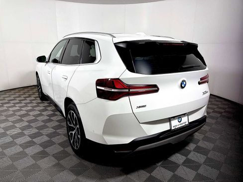 Used 2025 BMW X3 xDrive30i w/ Premium Package image 5