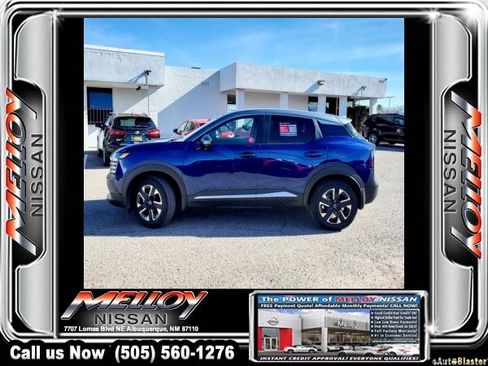 Certified 2025 Nissan Kicks SV image 2