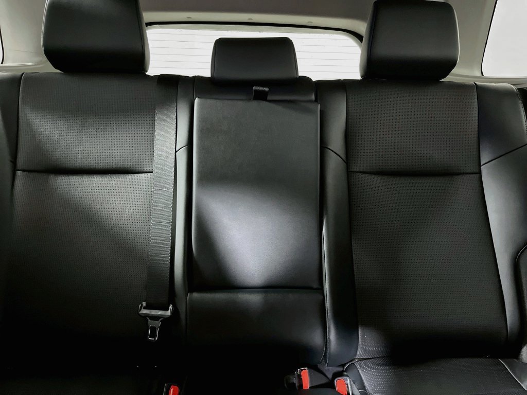 Used 2026 Toyota RAV4 XLE Premium FWD image 31