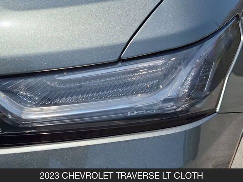 Used 2023 Chevrolet Traverse LT FWD image 10