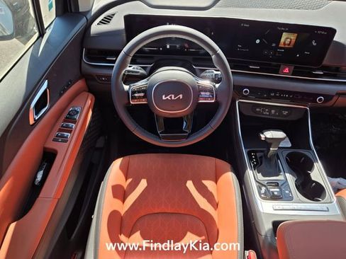 New 2026 Kia Carnival EX FWD image 13