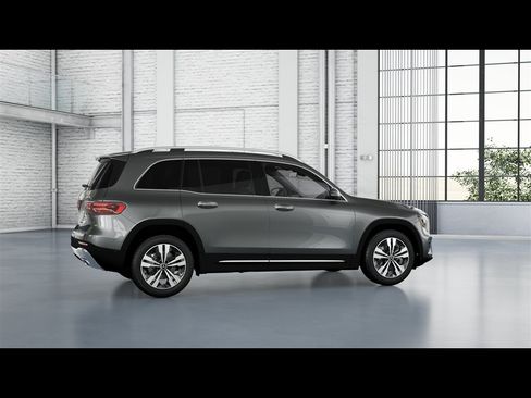 New 2026 Mercedes-Benz GLB 250 4MATIC image 13