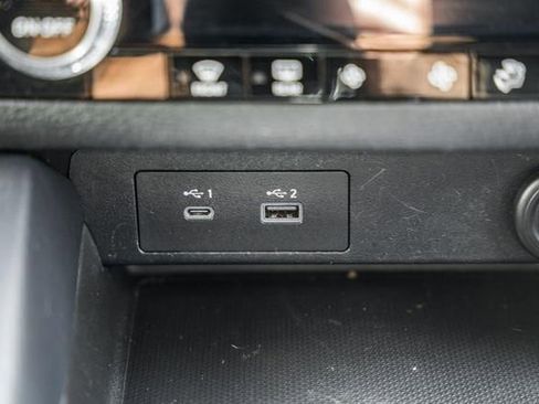 Used 2022 Mitsubishi Outlander ES image 22