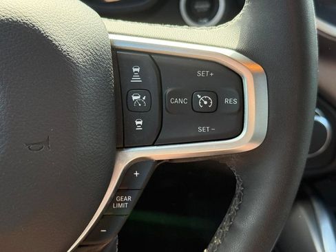 Used 2025 RAM 1500 Big Horn AWD/4WD image 16