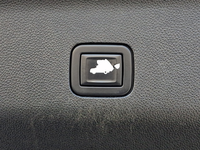 Used 2021 Chevrolet Tahoe High Country w/ Premium Package AWD/4WD image 32