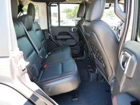 Used 2021 Jeep Wrangler Unlimited Rubicon w/ LED Lighting Group image 17