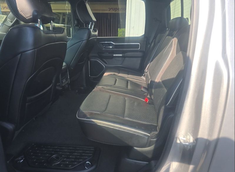 Used 2023 RAM 1500 Laramie AWD/4WD image 9