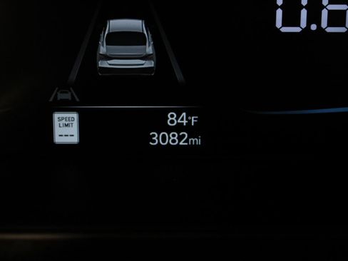 Certified 2026 Hyundai Elantra Sport FWD image 28