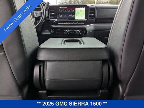 Used 2025 GMC Sierra 1500 SLT image 35