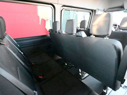 Used 2024 Mercedes-Benz Sprinter 2500 image 54