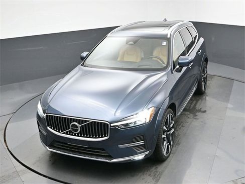 Used 2023 Volvo XC60 B5 Ultimate w/ Protection Package Premier image 46