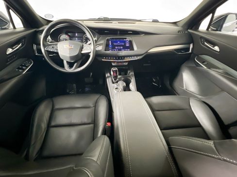 Used 2023 Cadillac XT4 Premium Luxury FWD image 29
