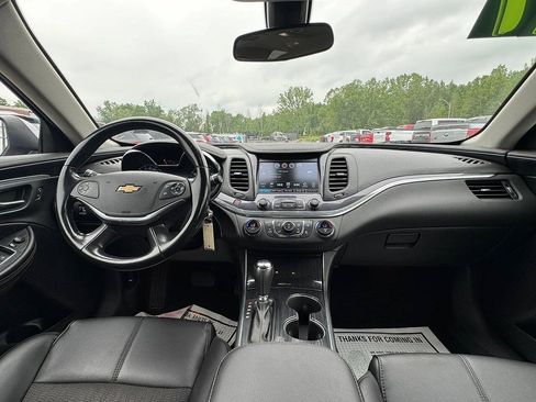 Used 2017 Chevrolet Impala LT FWD image 6