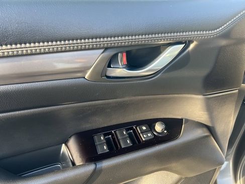 Used 2025 MAZDA CX-5 AWD 2.5 S w/ Preferred Package image 28