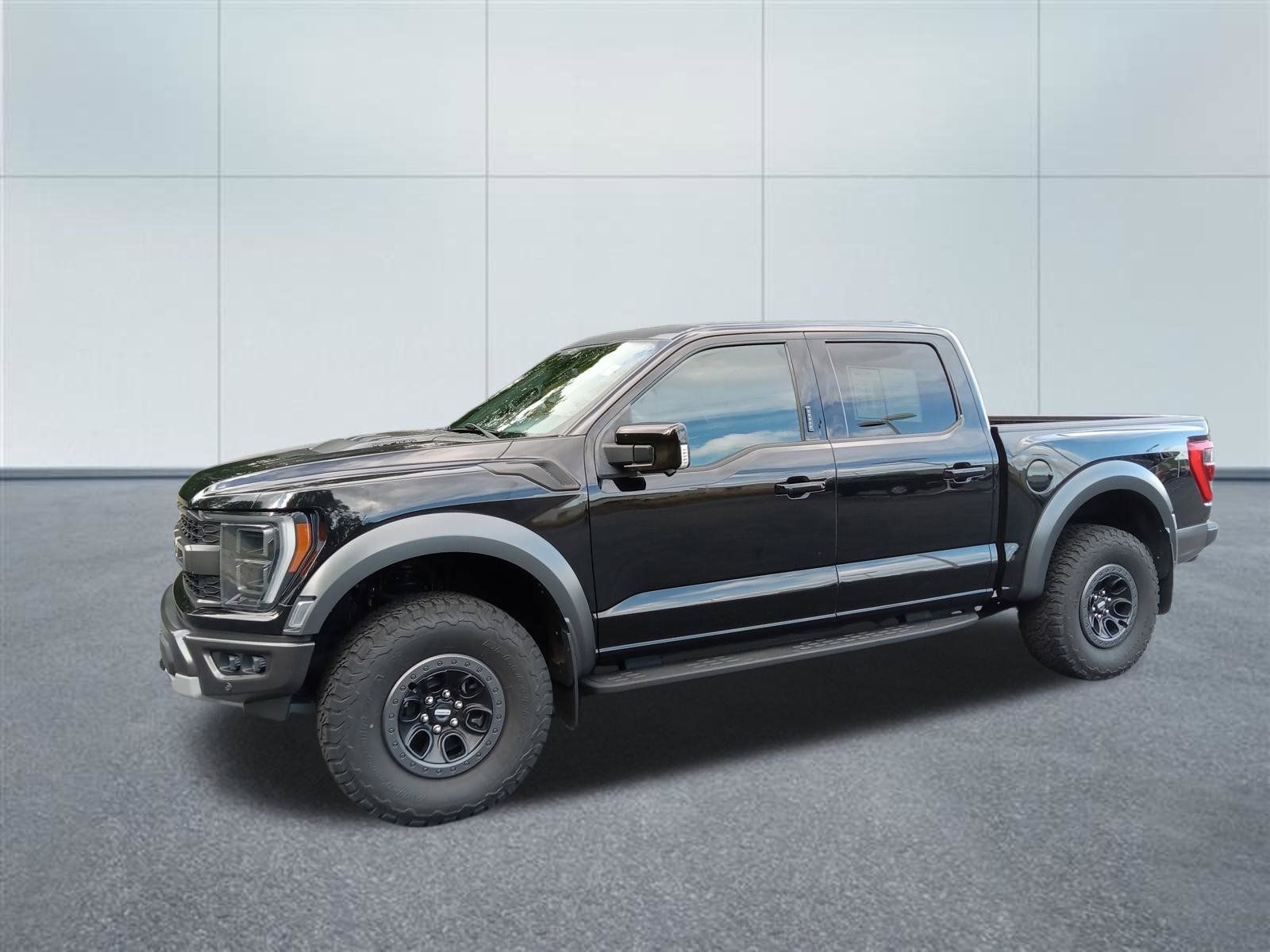 Used 2023 Ford F150 Raptor w/ Raptor Carbon Fiber Package AWD/4WD image 1