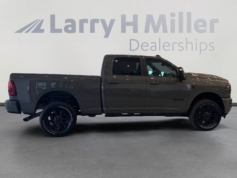 New 2026 RAM 2500 Laramie AWD/4WD image 6