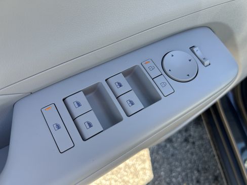 New 2026 Hyundai Kona SEL Sport AWD/4WD image 18