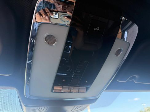 Used 2019 Rolls-Royce Cullinan AWD/4WD image 45
